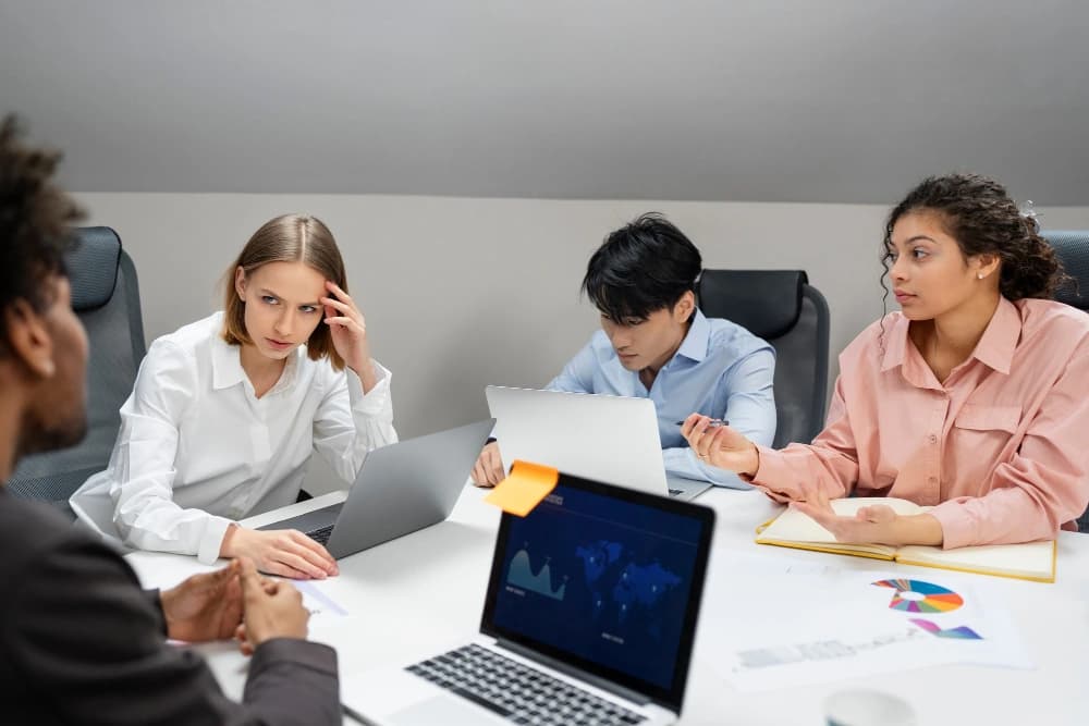 Crisis Communication Management Service | AiPlex ORM